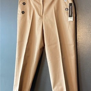 Women’s Rafaela cropped pant.